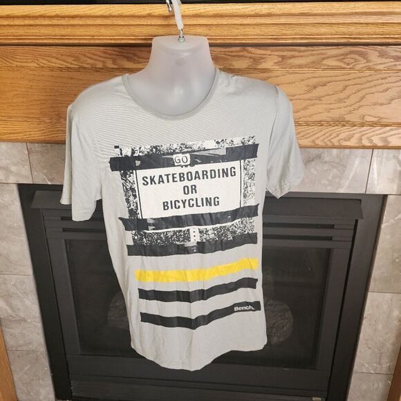 Bench Oringinal Skate or Bicycling Tee Shirt Hight Quality NWT - Picture 1 of 6